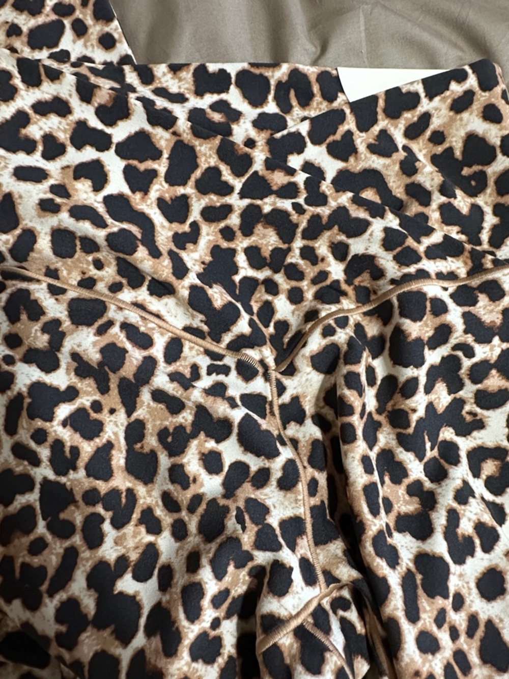 aerie Leopard Print Leggings in Tan, Black, Cream - Picture 4 of 4